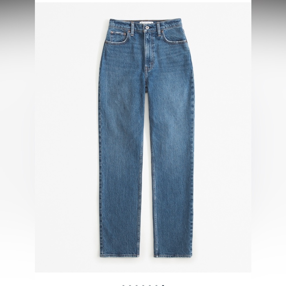 Abercrombie 90’s Straight Ultra High Rise